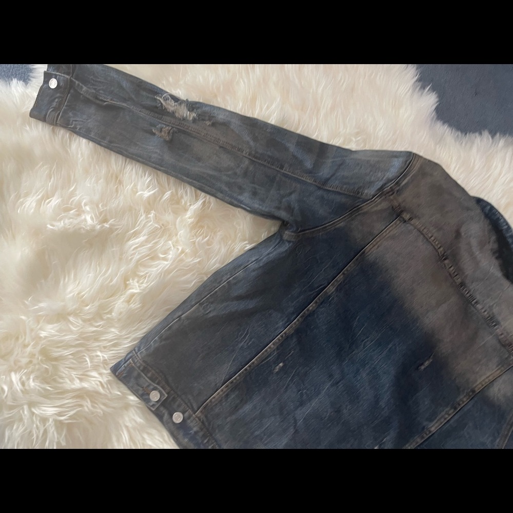Jean jacket - Picture 6 of 10